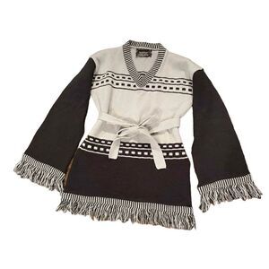 Vintage Knitivo Black and Grey Fringed Sweater size small